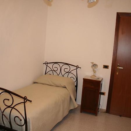 Costa D'Amalfi E Cilento Bed and Breakfast Pontecagnano Eksteriør billede