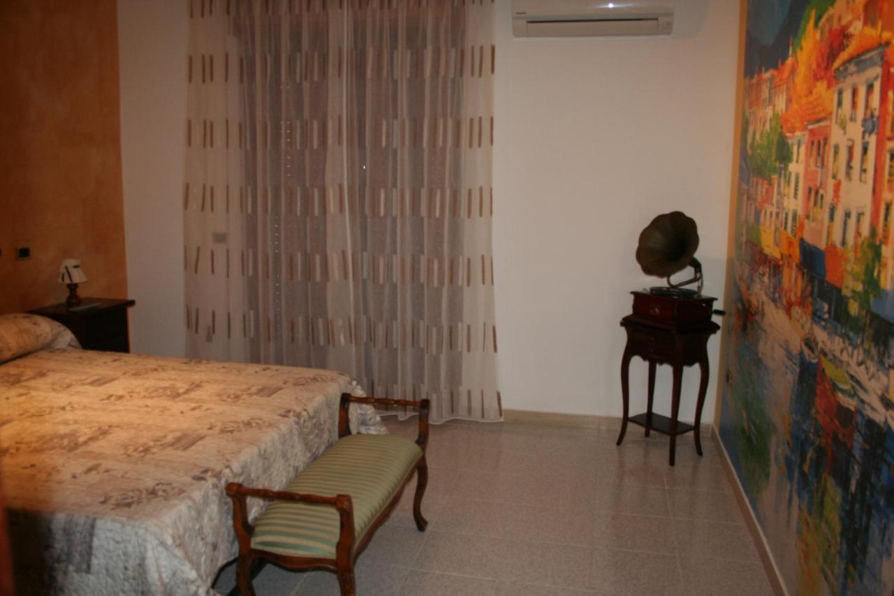 Costa D'Amalfi E Cilento Bed and Breakfast Pontecagnano Eksteriør billede