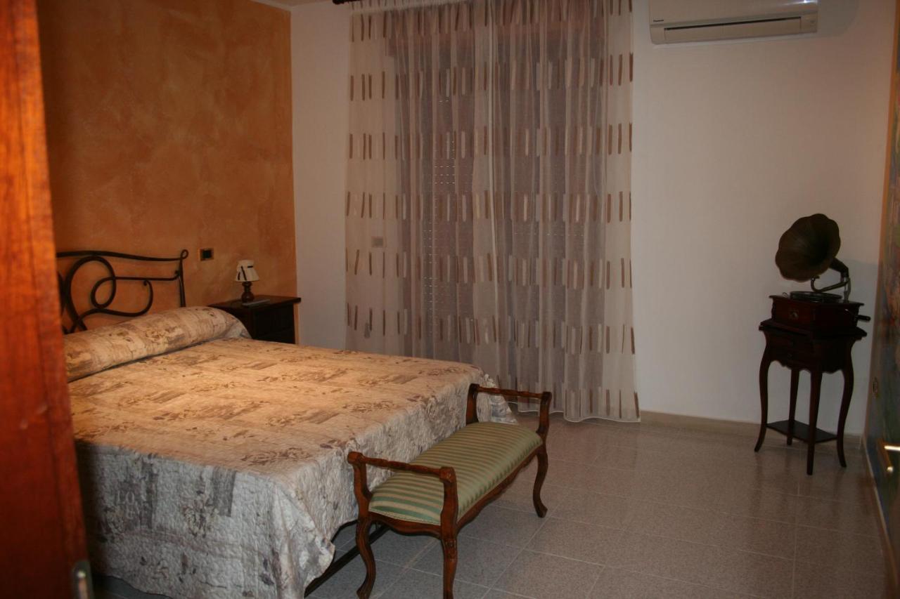 Costa D'Amalfi E Cilento Bed and Breakfast Pontecagnano Eksteriør billede