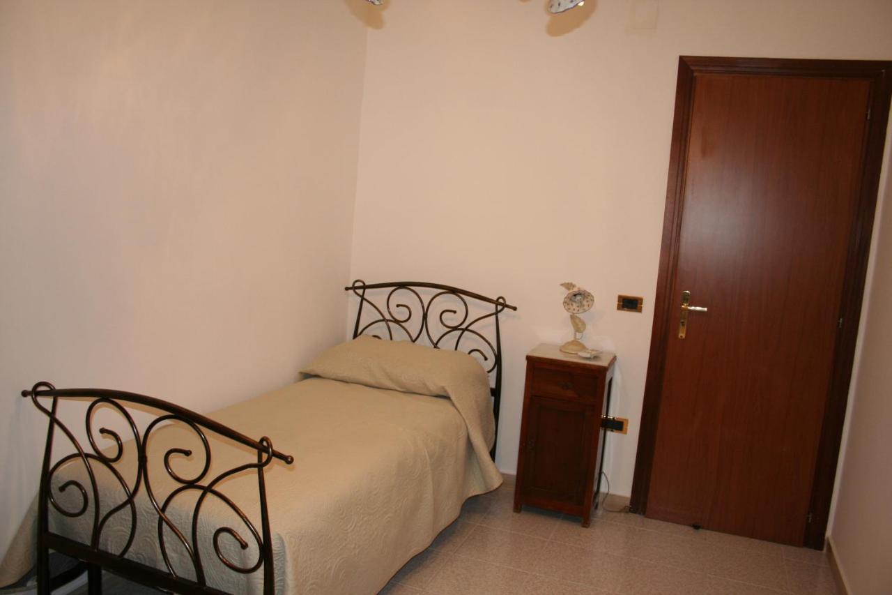 Costa D'Amalfi E Cilento Bed and Breakfast Pontecagnano Eksteriør billede