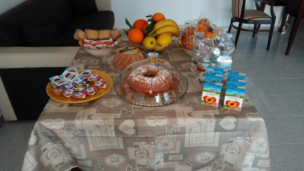 Costa D'Amalfi E Cilento Bed and Breakfast Pontecagnano Eksteriør billede